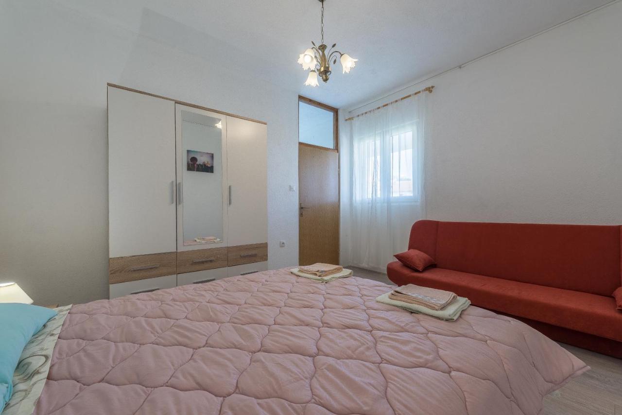 Apartmani Mlinar9 #2 Gornji Karin Exterior photo