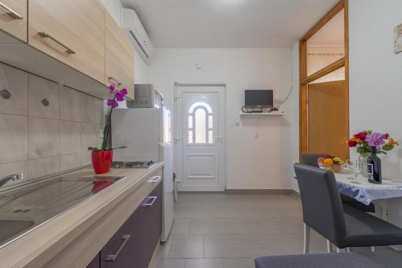 Apartmani Mlinar9 #2 Gornji Karin Exterior photo